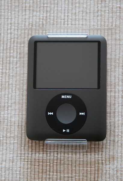 Apple iPod Nano 8GB černý 3. generace