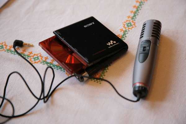 Minidisk MZ-RH12/B s externím mikrofonem SONY