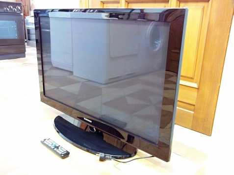 Televizor TV SAMSUNG 107 cm 